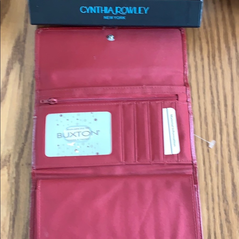 Wallets - Picture 3 of 4